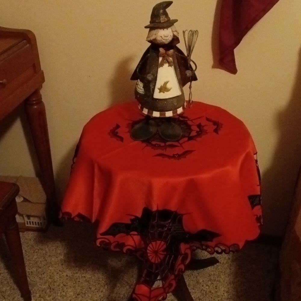 Orange and Black Spider Web Halloween Tablecloth 32x32 - Picture 7 of 7